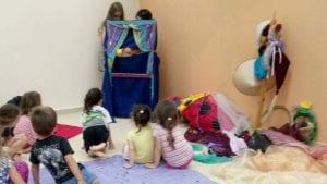 puppet-theater